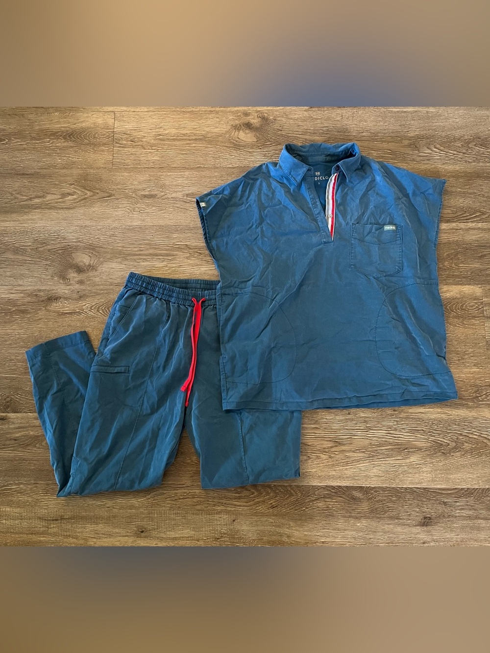 Mediclo Dusty Blue Scrub Set